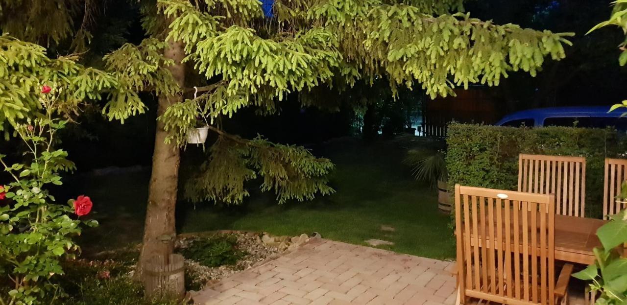 Fuered Deluxe Garden Apartment Balatonfüred Eksteriør billede