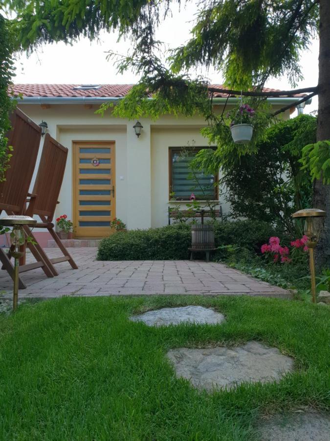 Fuered Deluxe Garden Apartment Balatonfüred Eksteriør billede