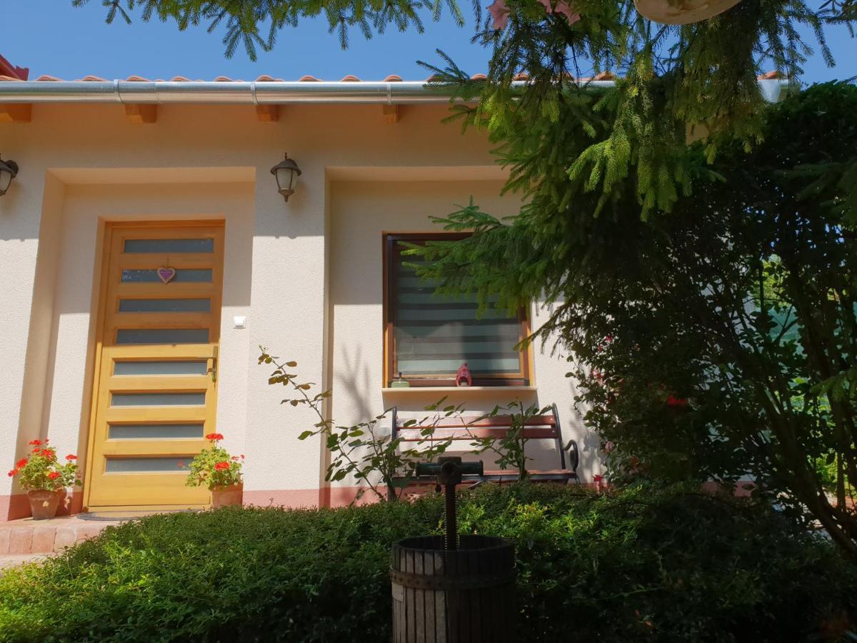 Fuered Deluxe Garden Apartment Balatonfüred Eksteriør billede
