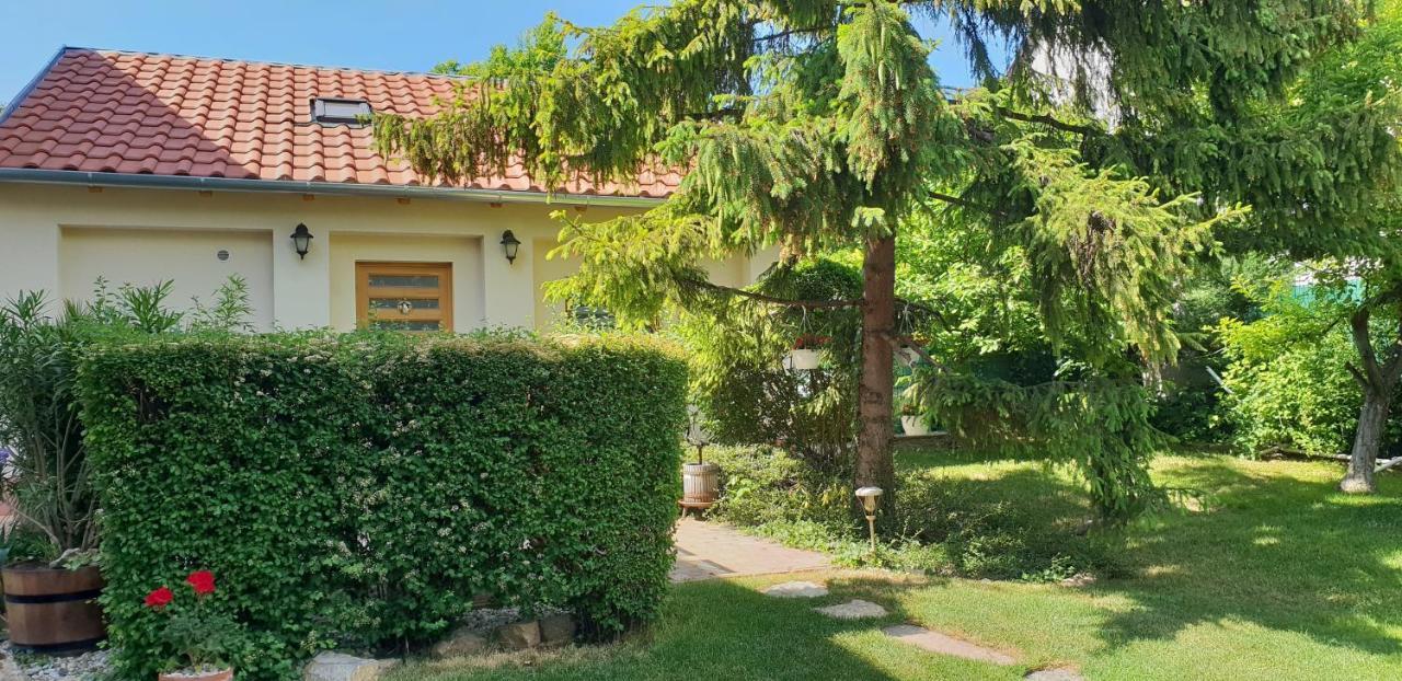 Fuered Deluxe Garden Apartment Balatonfüred Eksteriør billede